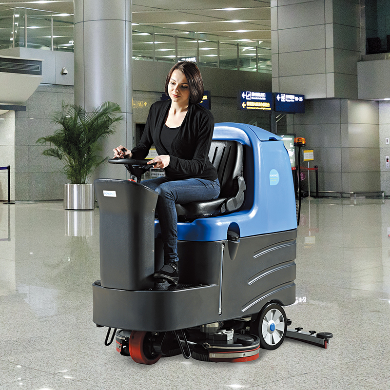 如何正確維護保養(yǎng)洗地車？