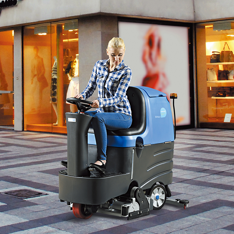 如何購買合適的駕駛式洗地機