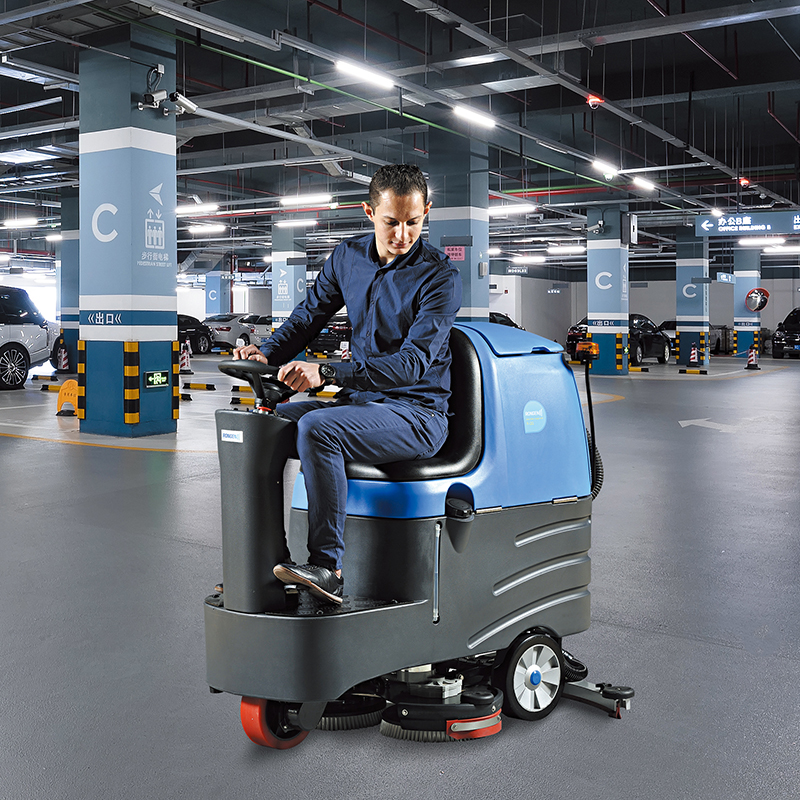 保潔物業(yè)公司為什么選用駕駛式洗地機(jī)呢？