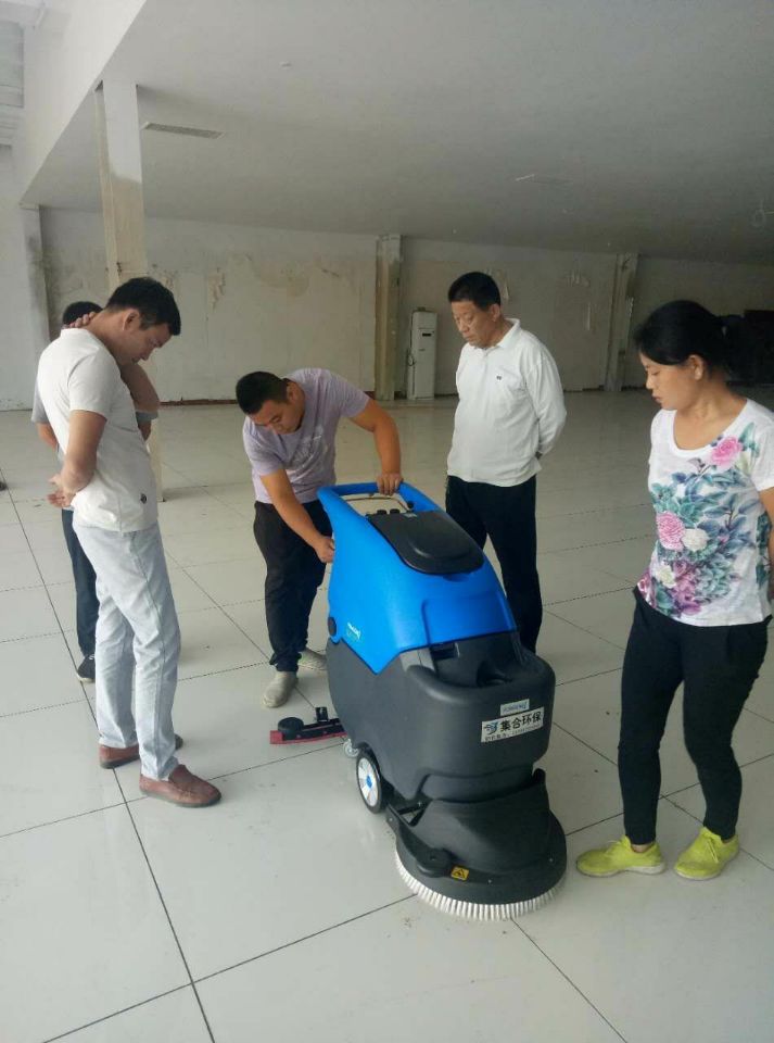 安徽容恩：做洗地機(jī)清潔設(shè)備；節(jié)能環(huán)保，我們是認(rèn)真的！